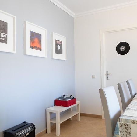 Vinyl Flat Bed & Breakfast - Rooms 拉哥斯 外观 照片