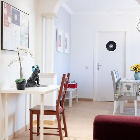 Vinyl Flat Bed & Breakfast - Rooms 拉哥斯 外观 照片