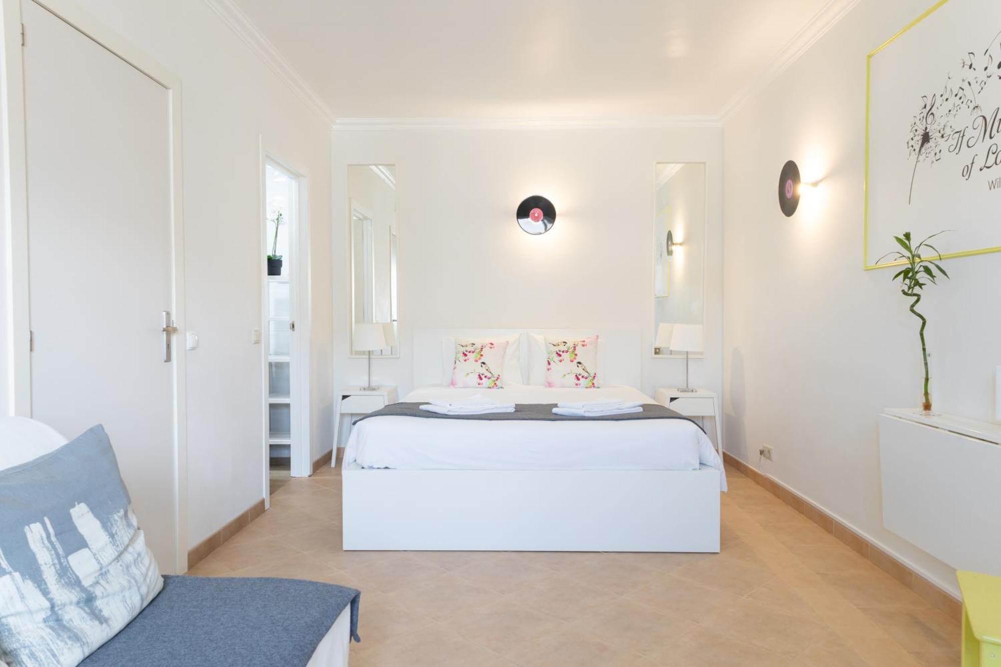 Vinyl Flat Bed & Breakfast - Rooms 拉哥斯 外观 照片